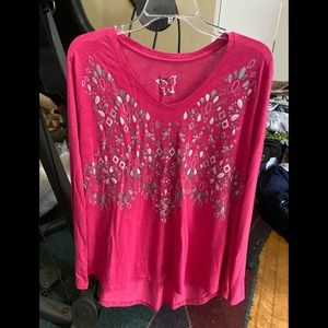 Lon sleeved light weight top